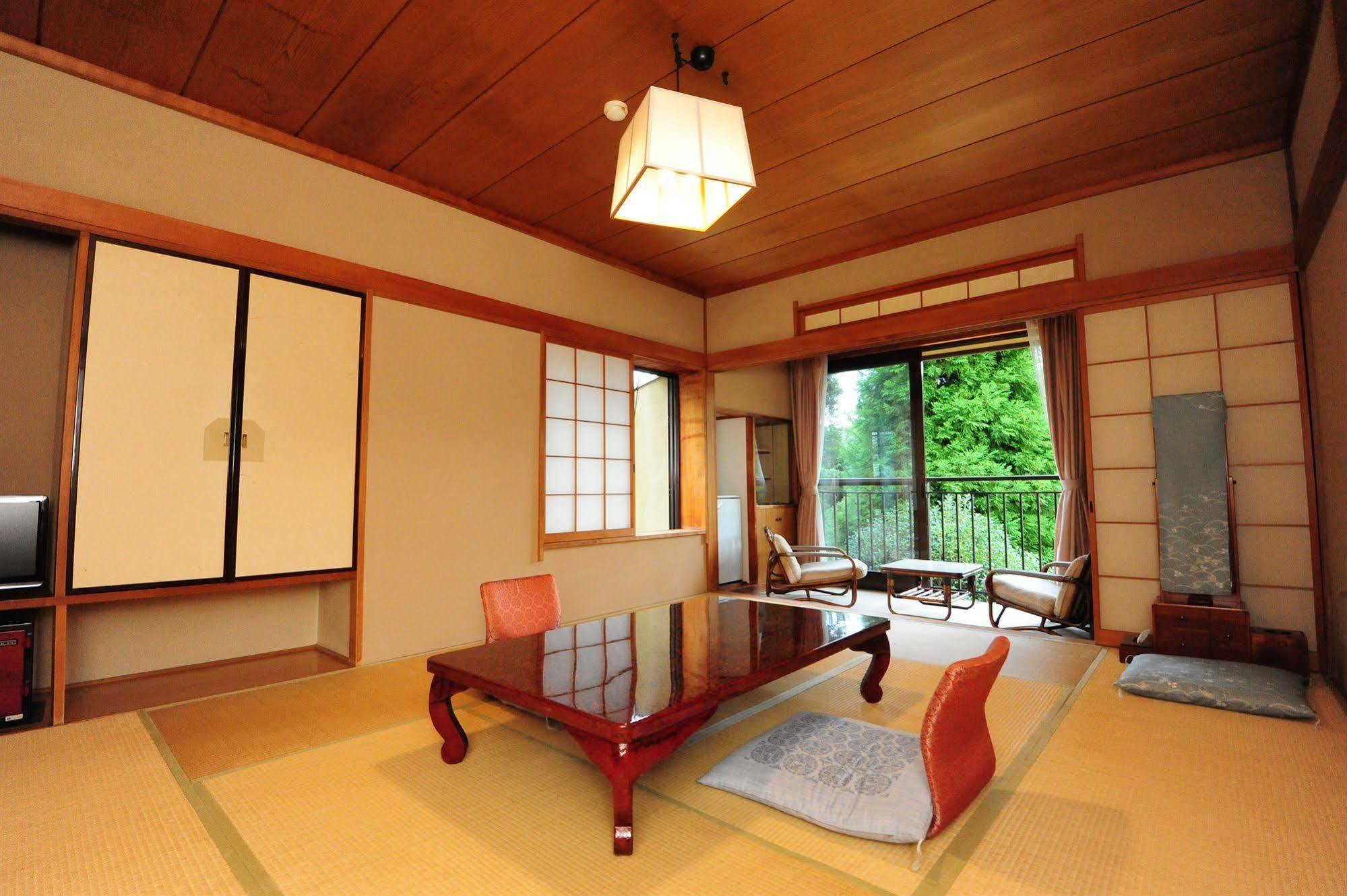 Kaiseki Ryokan Ashikari Югавара Экстерьер фото